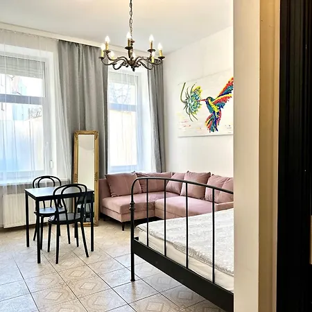 Apartment 7-7-6 Ii
