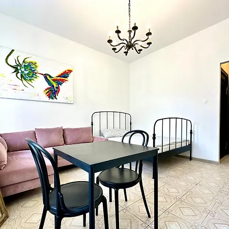 7-7-6 Ii Apartment *